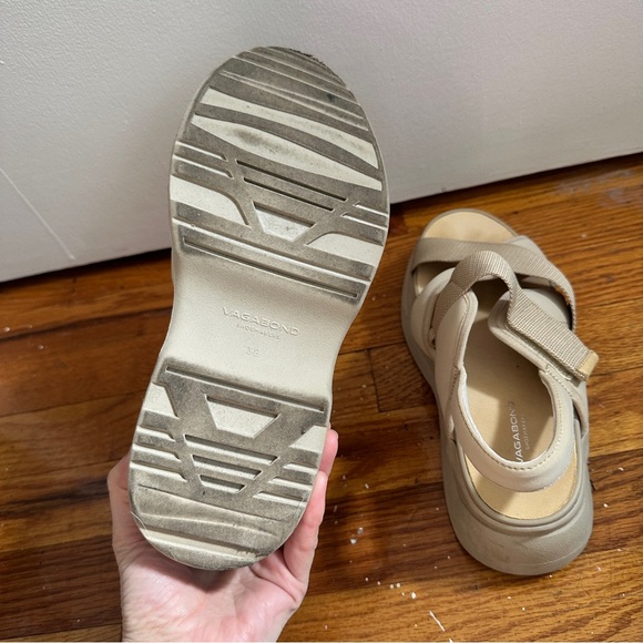 VAGABOND BEIGE CHUNKY SANDALS - Picture 5 of 7